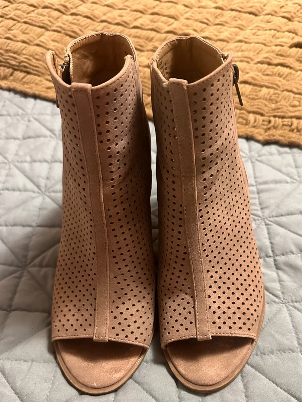 Open-Toe Laser-cut Booties - Picture 3 of 7